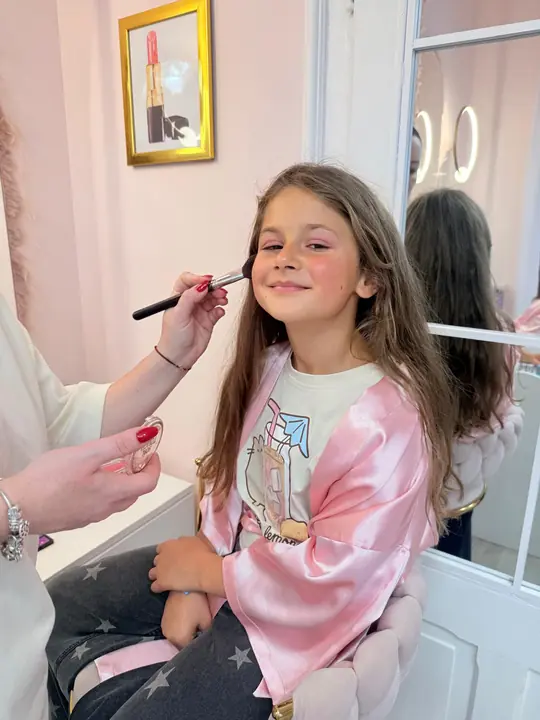 Gentle make-up